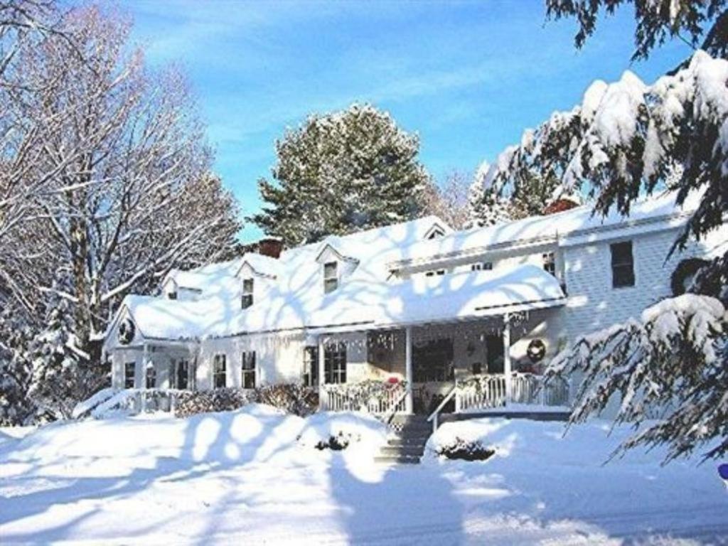 Buttonwood Inn On Mount Surprise North Conway Exterior photo