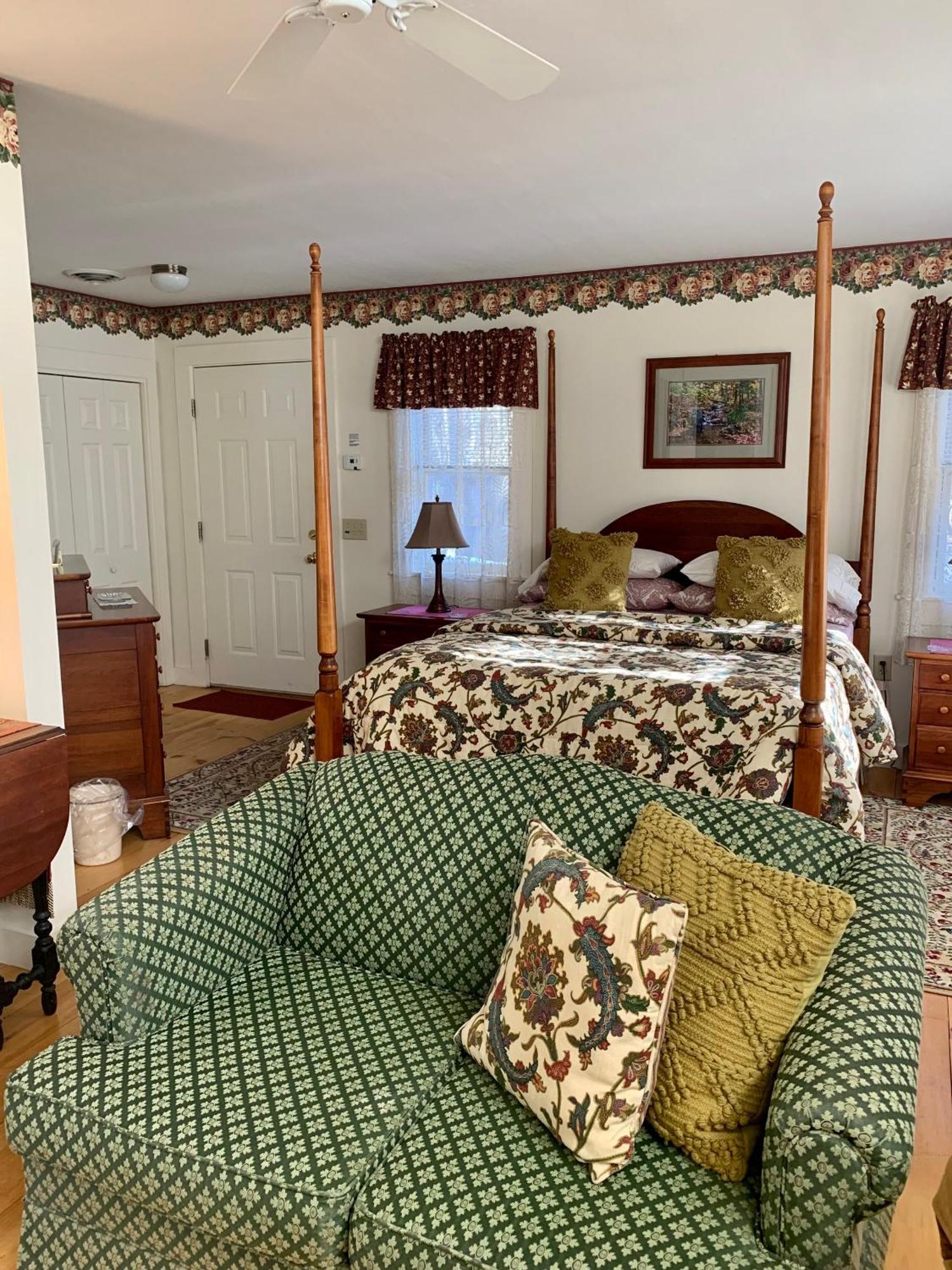 Buttonwood Inn On Mount Surprise North Conway Room photo